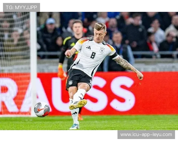 德国前场跑动能力惊人，全队平均冲刺数据领先欧陆